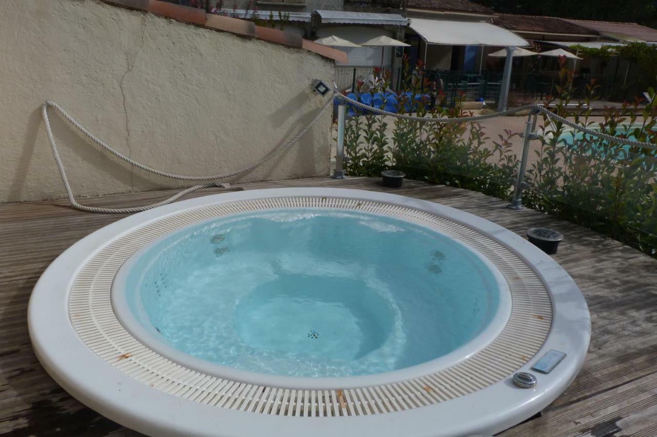 فندق Dauphinفي  Camping L'Eau Vive المظهر الخارجي الصورة